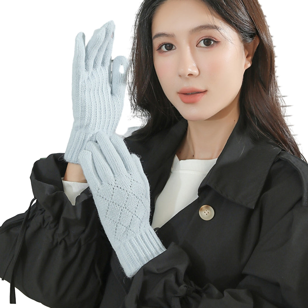 1 Pair Chic Minimalistic Knitted Gloves Warm Stylish Gift Winter Cold Proof Thickened Design Solid Color Gloves Image 4