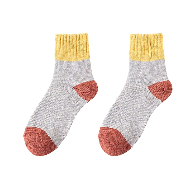 1 Pair Women Fall Winter Socks Contrast Color Mid-tube Thick Warm No Odor Elastic Anti-slip Knitted Sweat Absorption Image 4