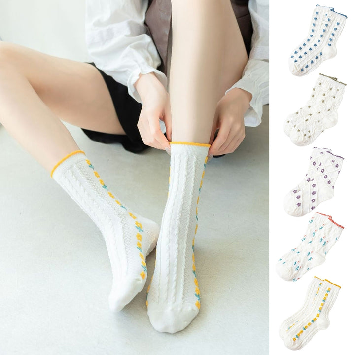1 Pair Women Cotton Crew Socks 3D Floral Pattern Mid-tube Socks Soft Breathable High Elastic Pile Socks Image 1