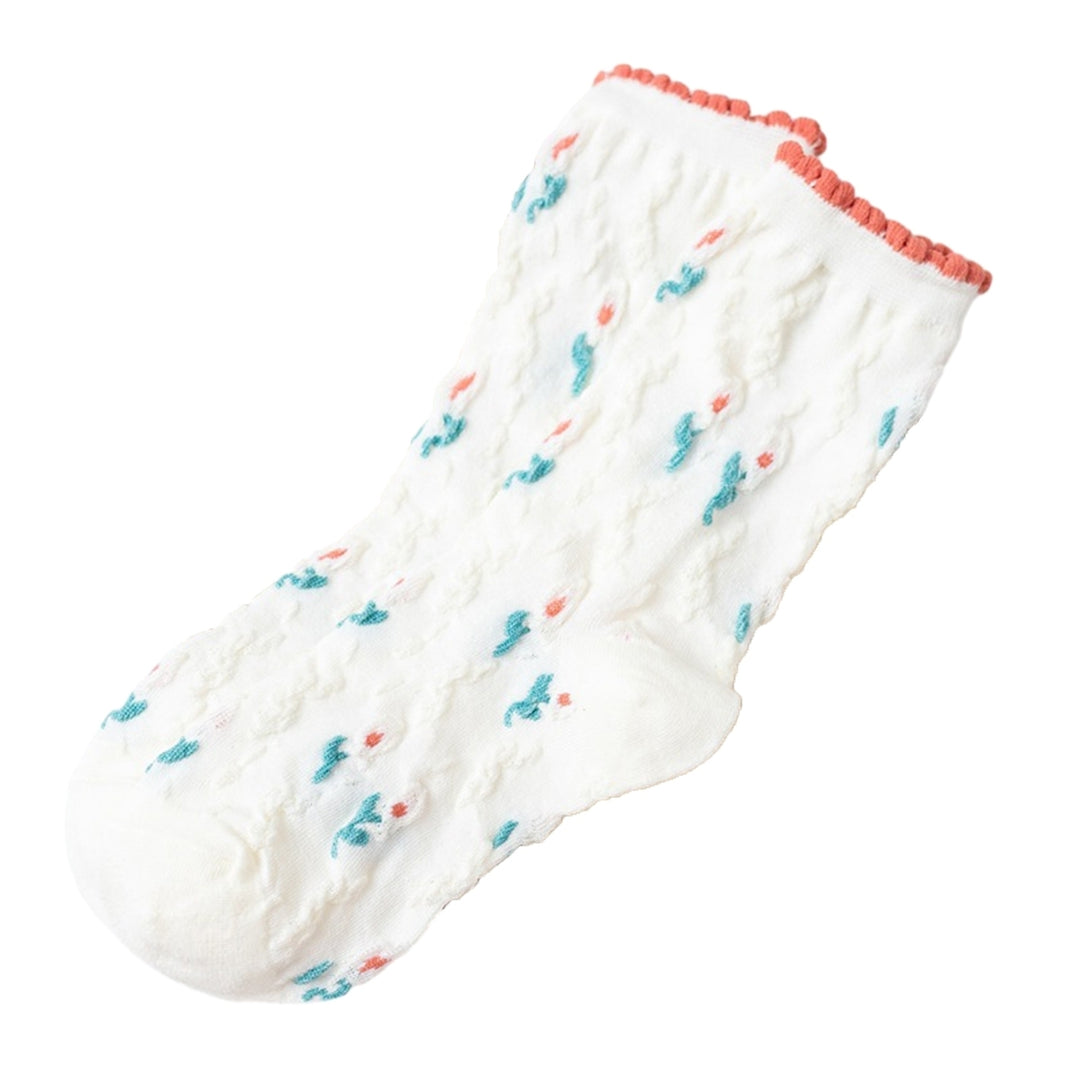 1 Pair Women Cotton Crew Socks 3D Floral Pattern Mid-tube Socks Soft Breathable High Elastic Pile Socks Image 2