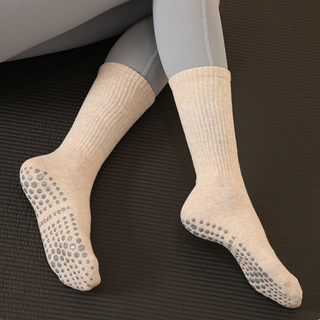 1 Pair Women Winter Yoga Socks Solid Color Soft Breathable Anti-skid Particle Bottom Mid-tube High Image 9