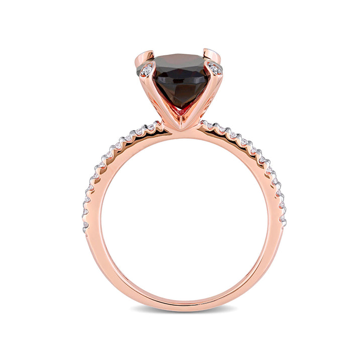 3.00 Carat (ctw) Oval Garnet Ring in 10K Rose Gold with Diamonds 1/10 carat (ctw) Image 4