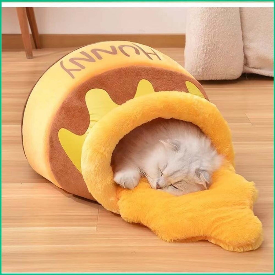 Comfy Honey Pot Pet Plush Bed Image 1