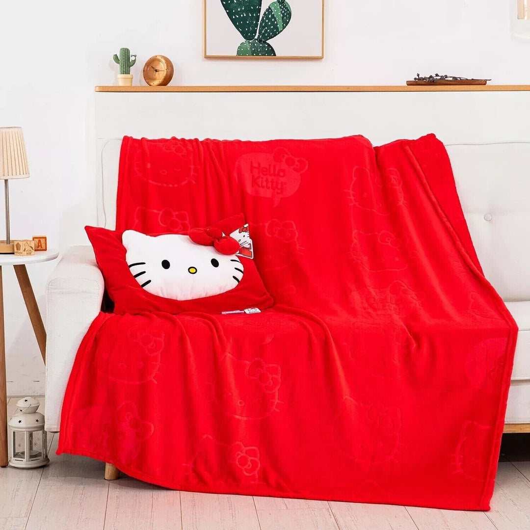 Hello Kitty Pillow Pocket Throw with Blanket (2 Piece Set) Image 4