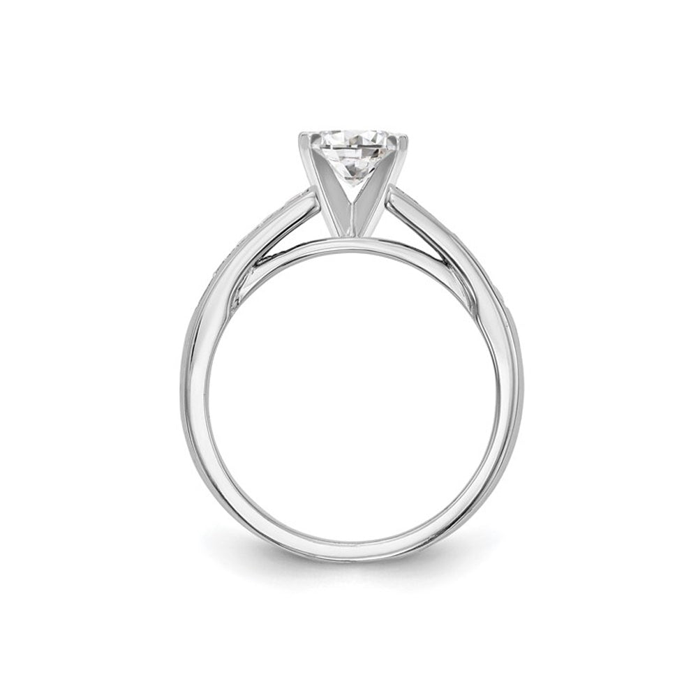 1.20 Carat (ctw VS2-VS1D-E-F) IGI Certified Round Lab-Grown Diamond Engagement Ring 14K White Gold Image 2