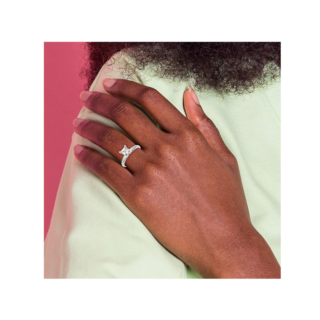 1.25 Carat (ctw VS2D-E-F) GCAL Certified Princess-Cut Lab-Grown Diamond Engagement Ring 14K White Gold Image 4