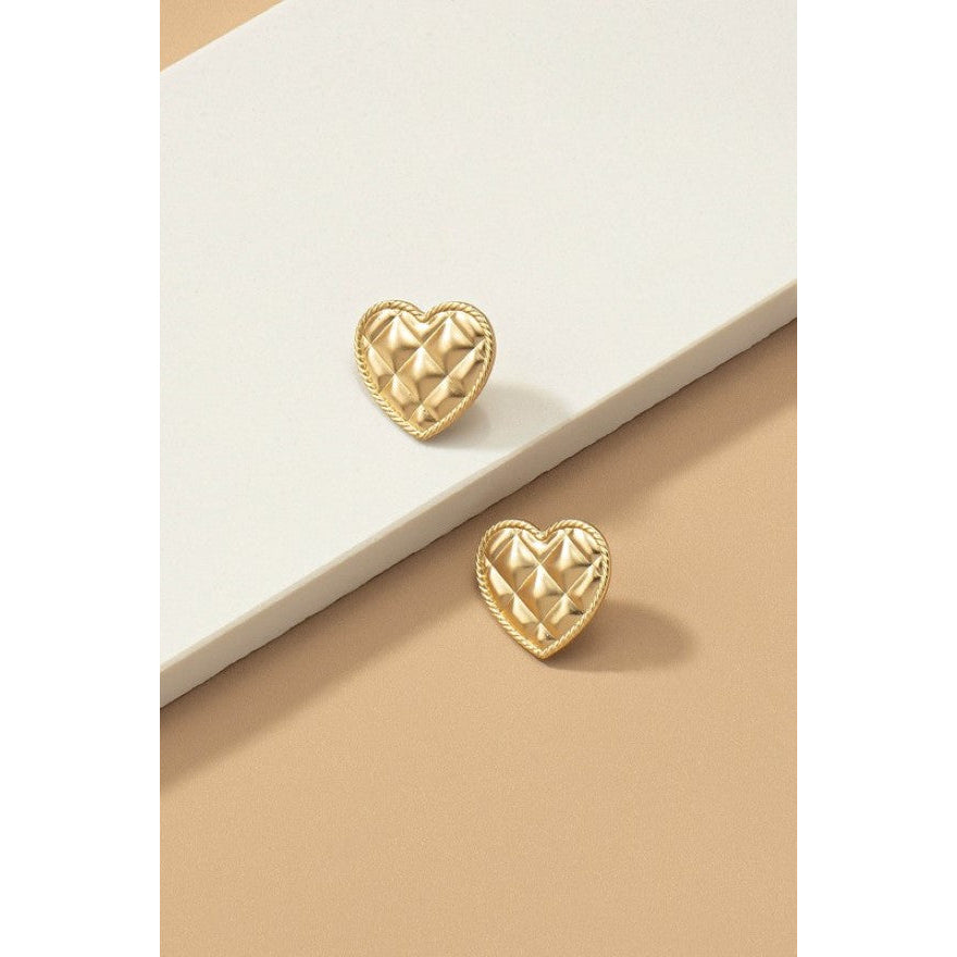 Checker heart stud earrings Image 1