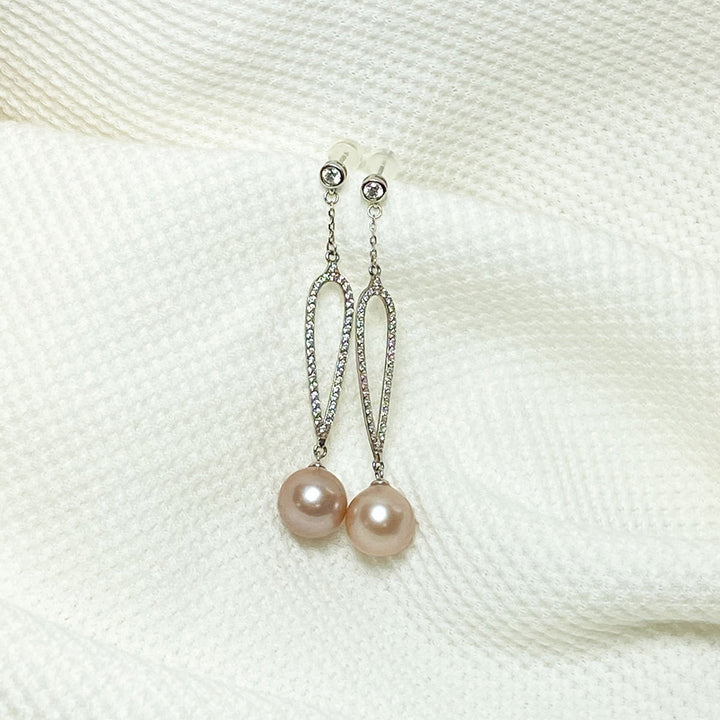 Chelsea Fresh Water Drop Pearl Earrings Image 1