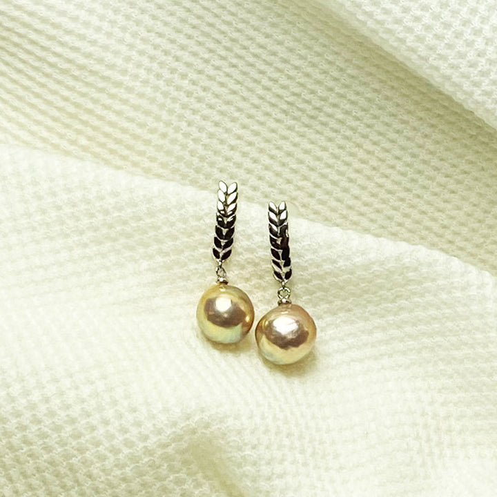 Cleopatra Fresh Water Pearl Earrings Image 1