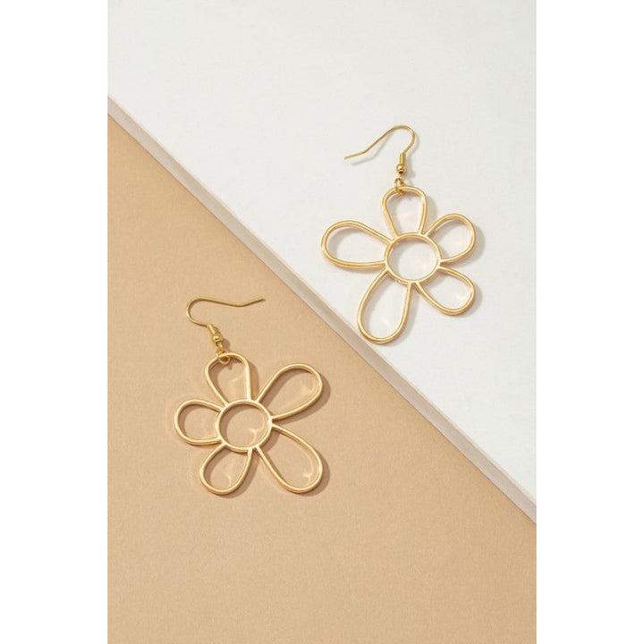 Cutout daisy flower drop earrings Image 1