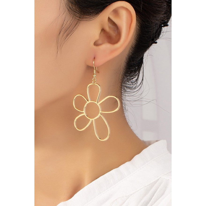 Cutout daisy flower drop earrings Image 2