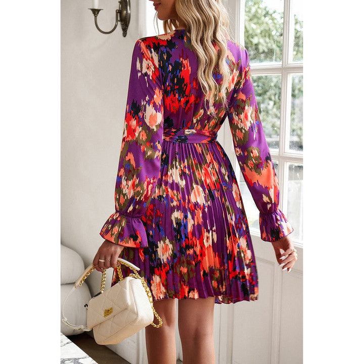 Artsy Floral V-Neck Pleated Dress Image 8