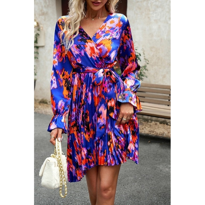 Artsy Floral V-Neck Pleated Dress Image 10