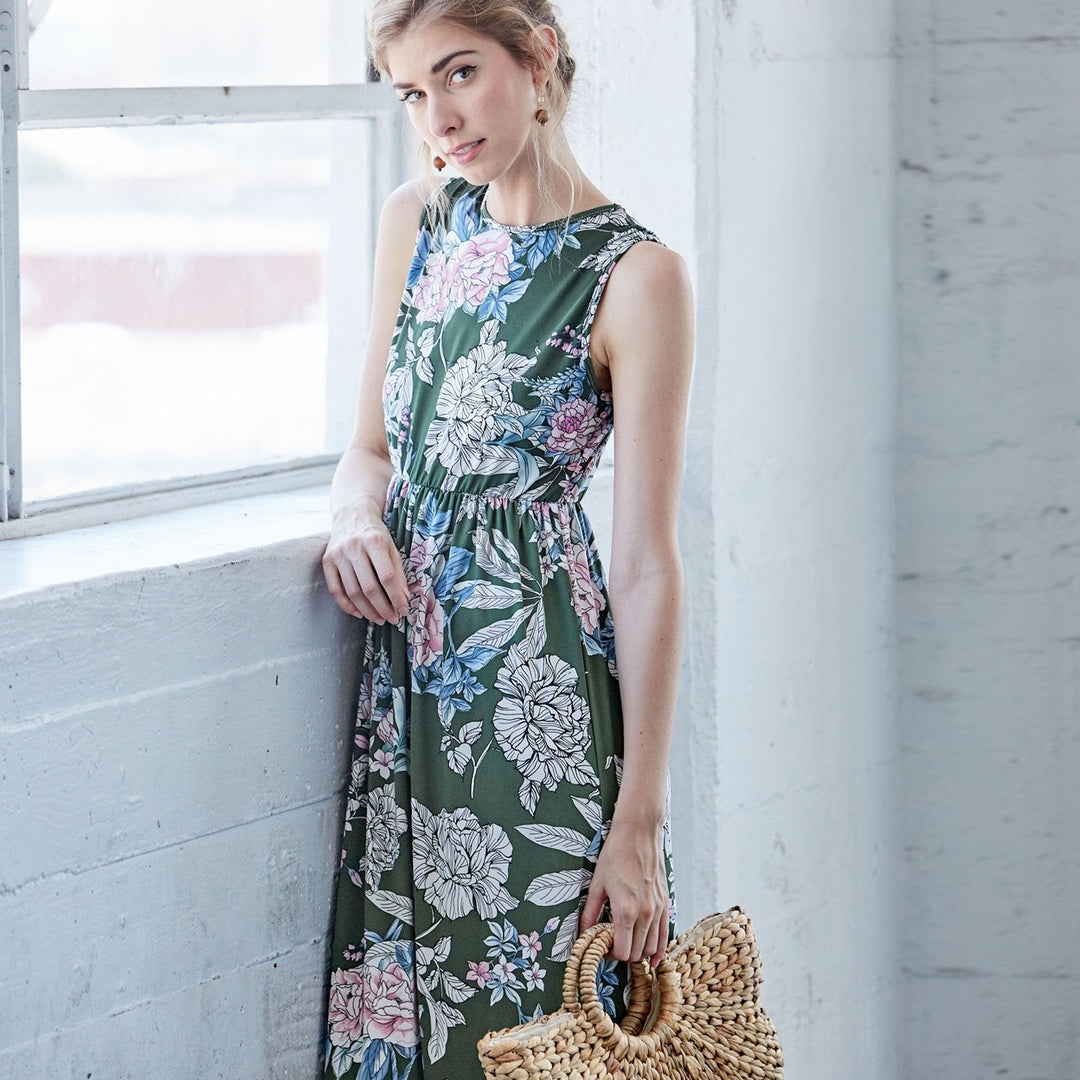 Botanical Retreat Sleeveless Maxi Dress Image 1