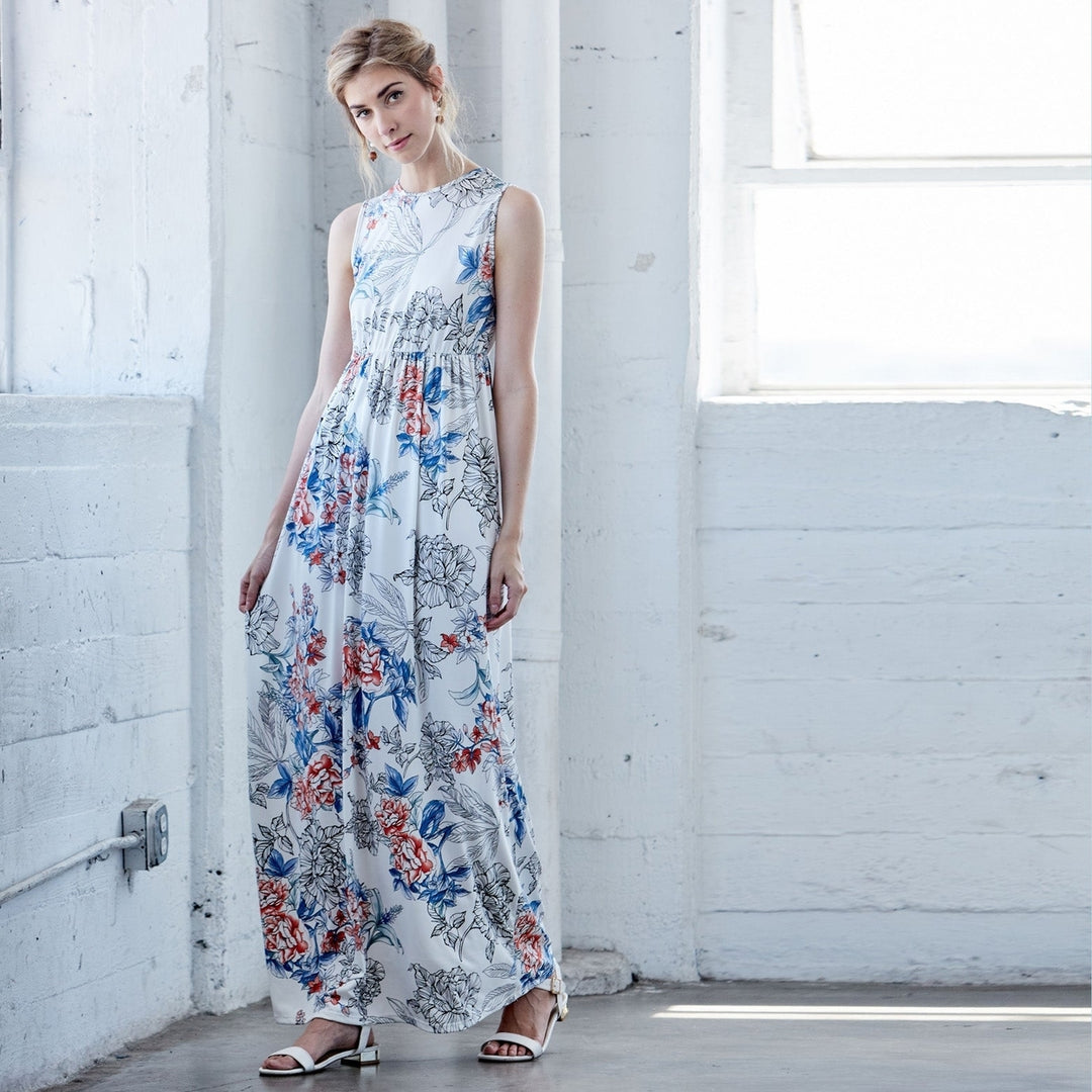 Botanical Retreat Sleeveless Maxi Dress Image 10