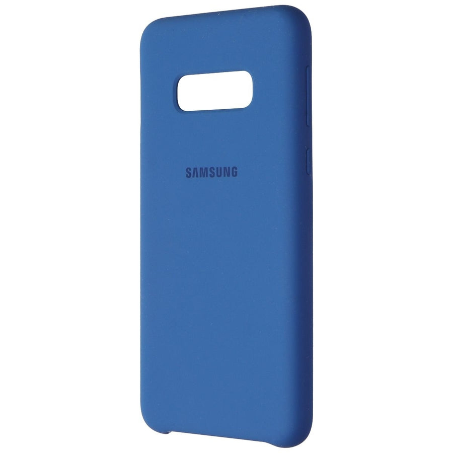 Samsung Official Silicone Case for Samsung Galaxy S10e - Blue Image 1