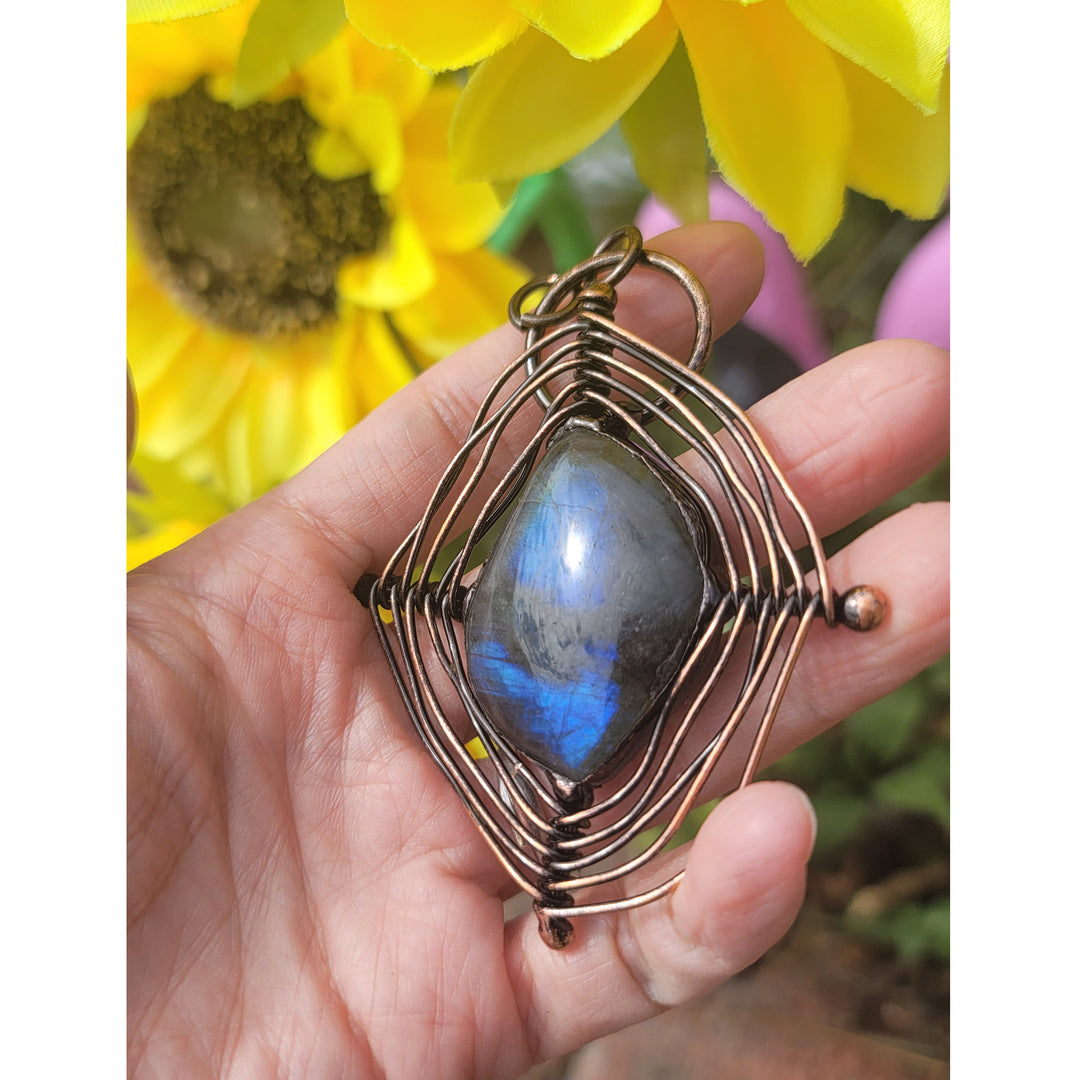 Braided Spider Web Labradorite Vintage Boho Pendant Necklace Crystal Quartz Healing Energy Tribal Irregular Shape Image 2