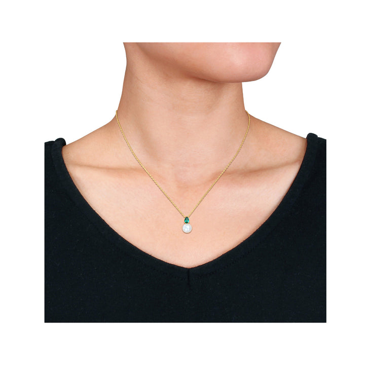 8.5-9mm Freshwater Cultured Drop Pearl Pendant Necklace with Lab-Created Emerald Yellow Sterling Silver with Chain Image 4