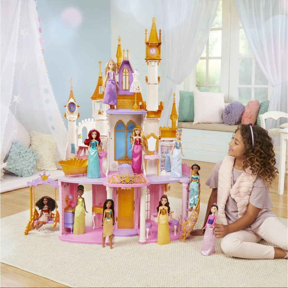 Disney Princess Ultimate Celebration Castle Doll House with Musical Fireworks Light Show- Image 4