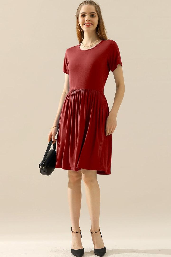 Ninexis Full Size Round Neck Ruched Dress with Pockets Image 4
