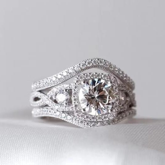 Silver White Zircon Ring SetLuxury and Fashionable Womens Wedding Ring Image 1