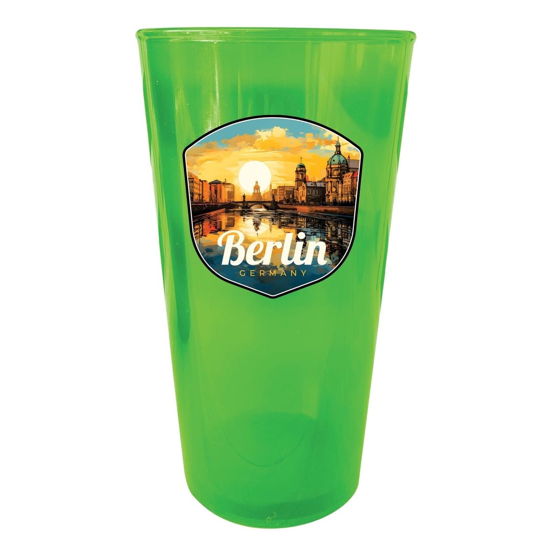 Berlin Germany Design C Souvenir Plastic 16 oz pint Image 3