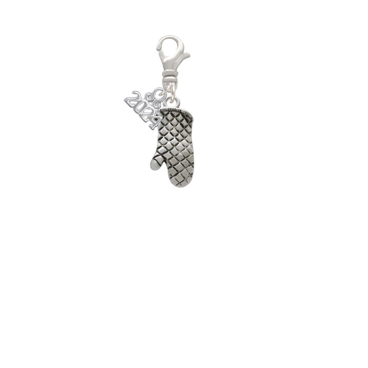 Delight Jewelry Silvertone Oven Mitt Clip on Charm with Year 2024 Image 2