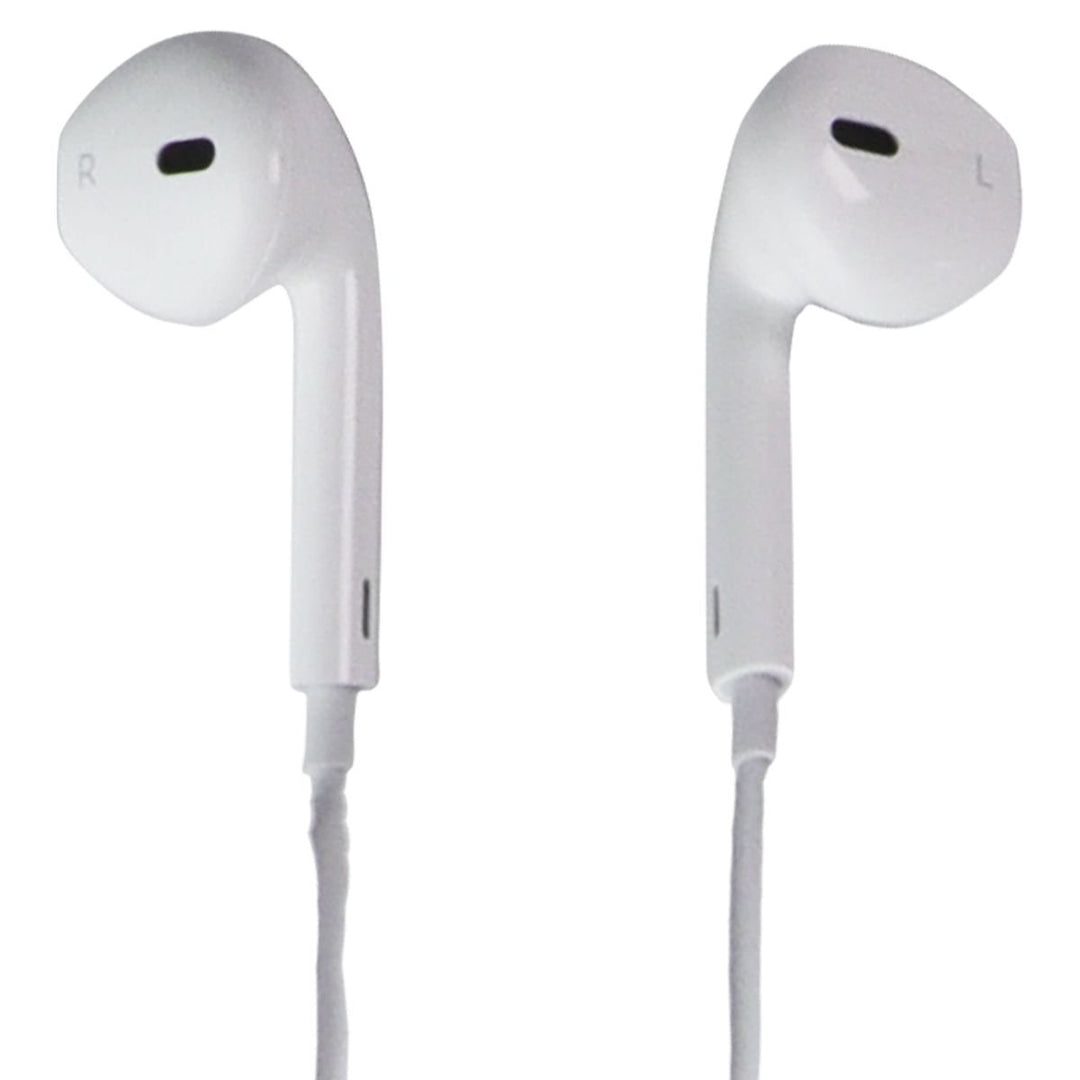 Apple Genuine Wired USB-C EarPods Headphones - White (MTJY3AM/A) Image 2