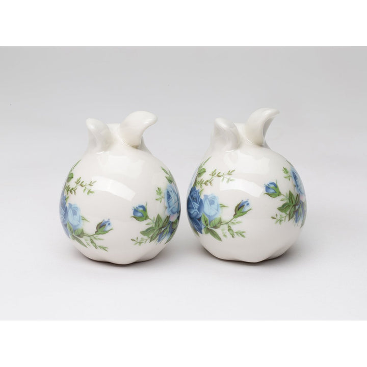 Ceramic Victorian Easter Bunny Salt and Pepper Shakers Image 4