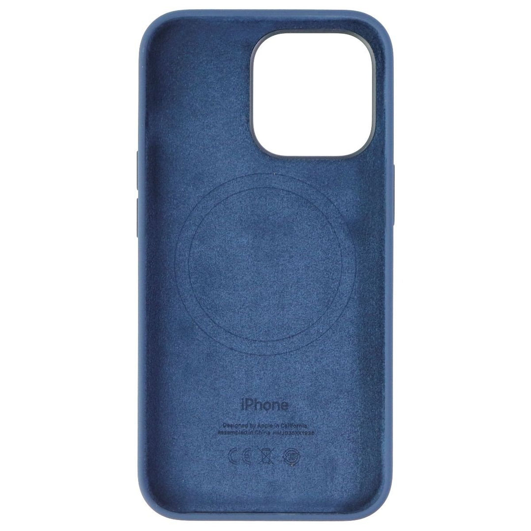 Apple iPhone 13 Pro Silicone Case for MagSafe - Abyss Blue Image 3