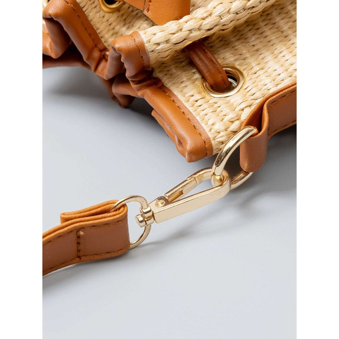 Straw Braided Adjustable Strap Bucket Bag Image 4