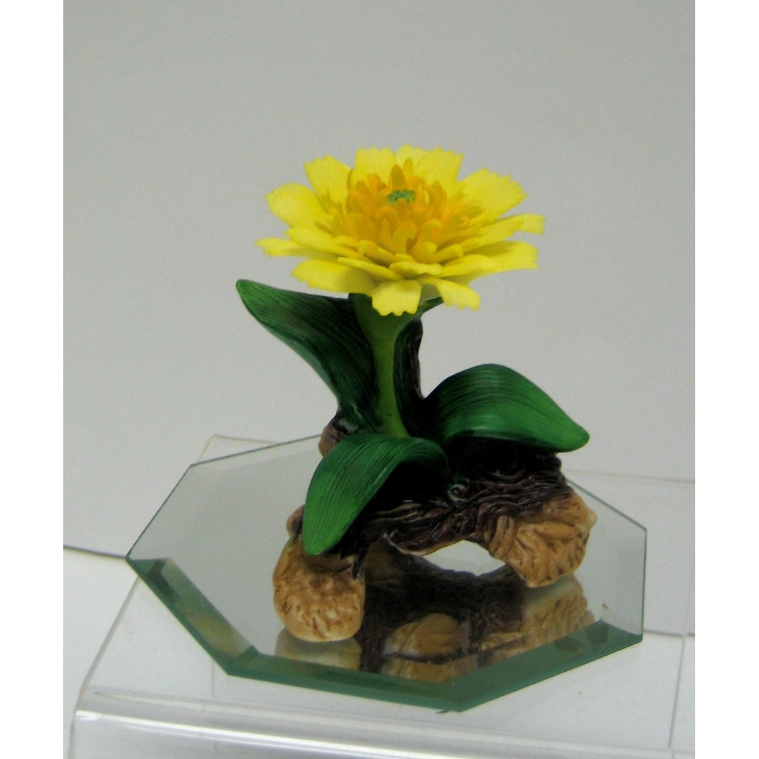 Ceramic Calendula Flower Figurine Glass Base 2.5in Image 3