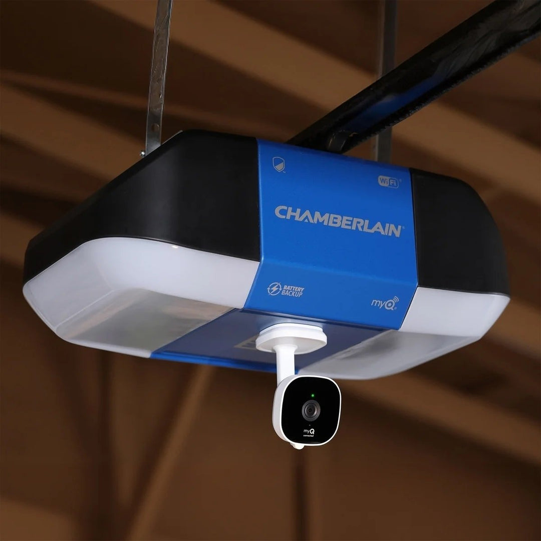 Chamberlain MyQ Smart Garage Home Security Camera Image 4