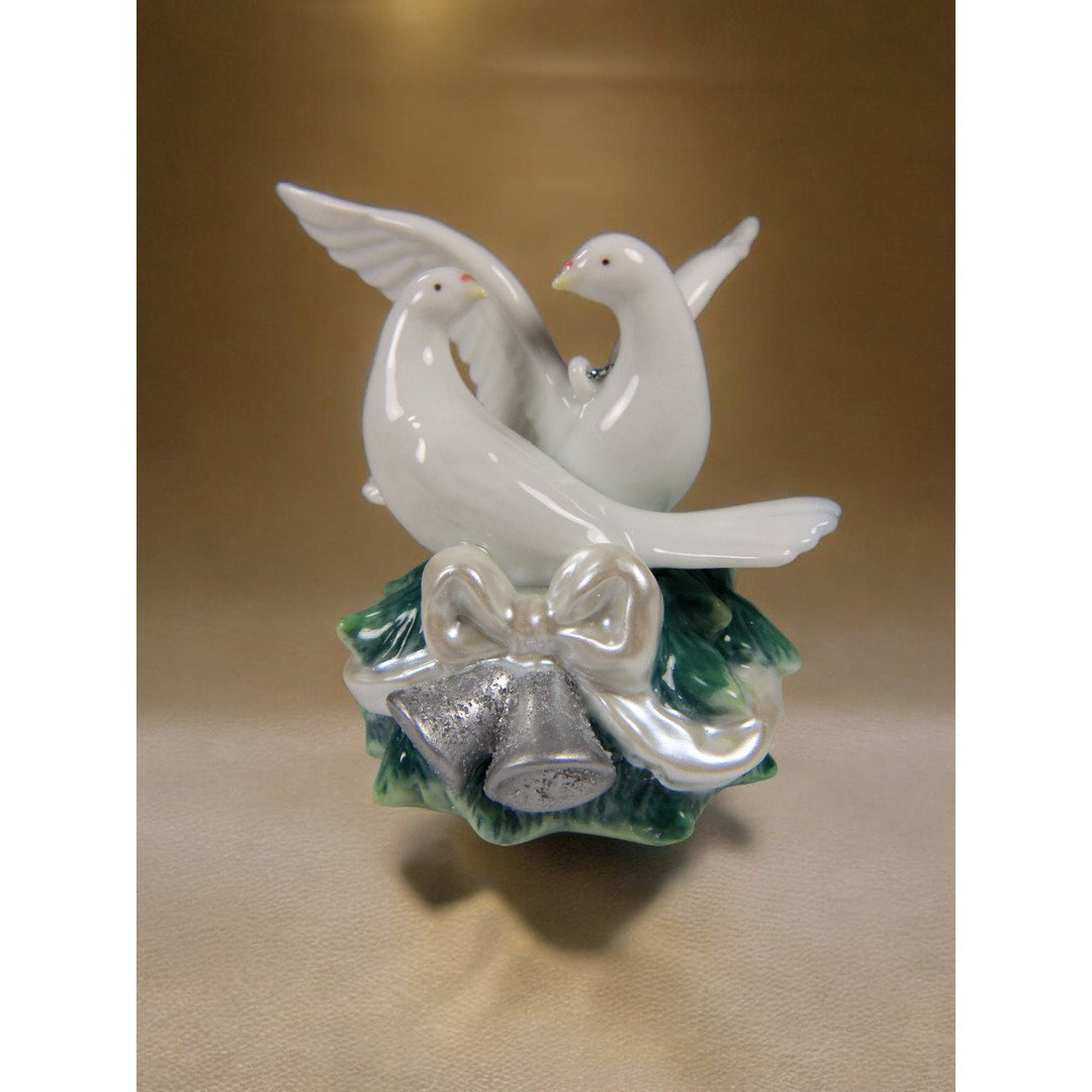 Ceramic Christmas Doves Ornament 3.75 inch Holiday Decor Mom Image 2