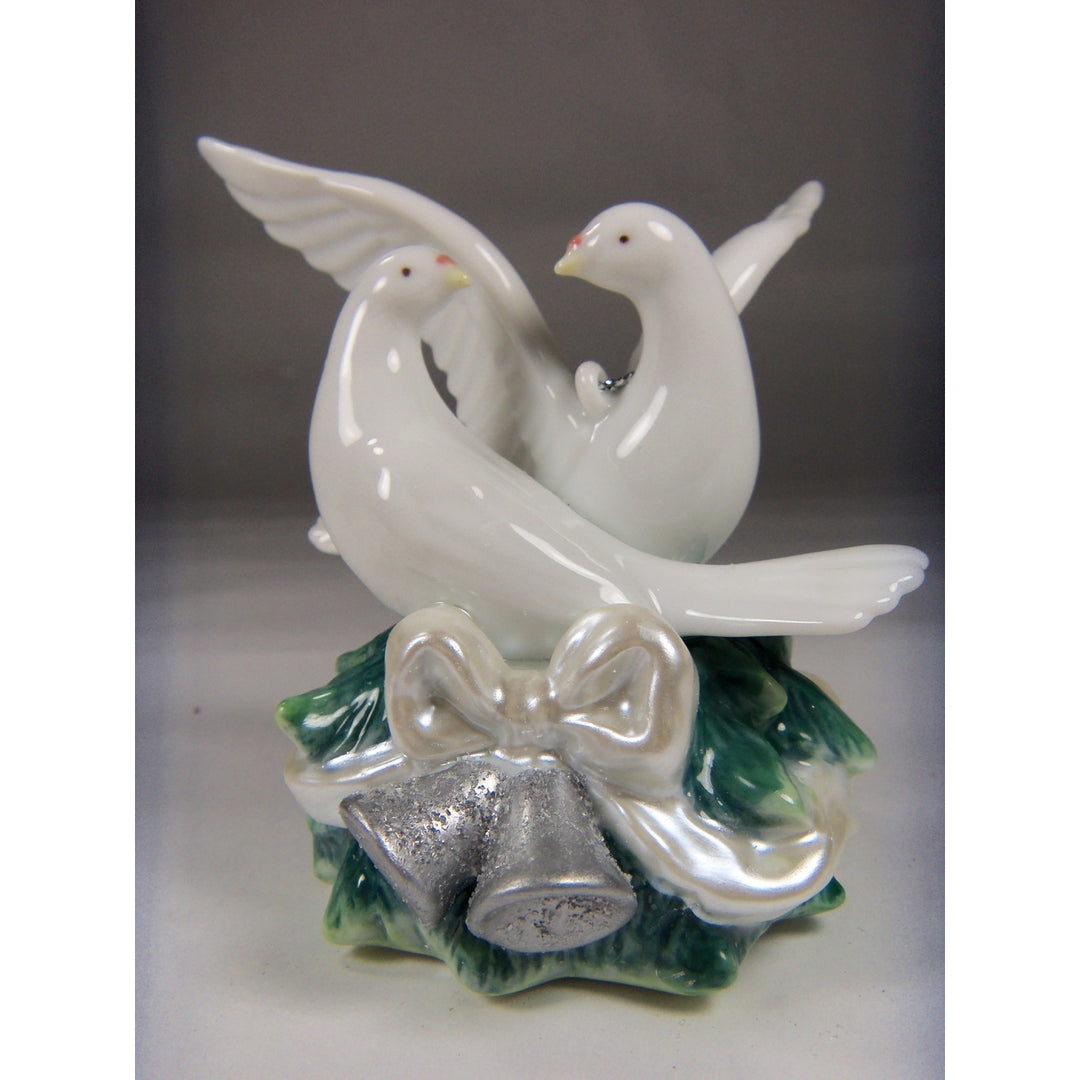 Ceramic Christmas Doves Ornament 3.75 inch Holiday Decor Mom Image 3