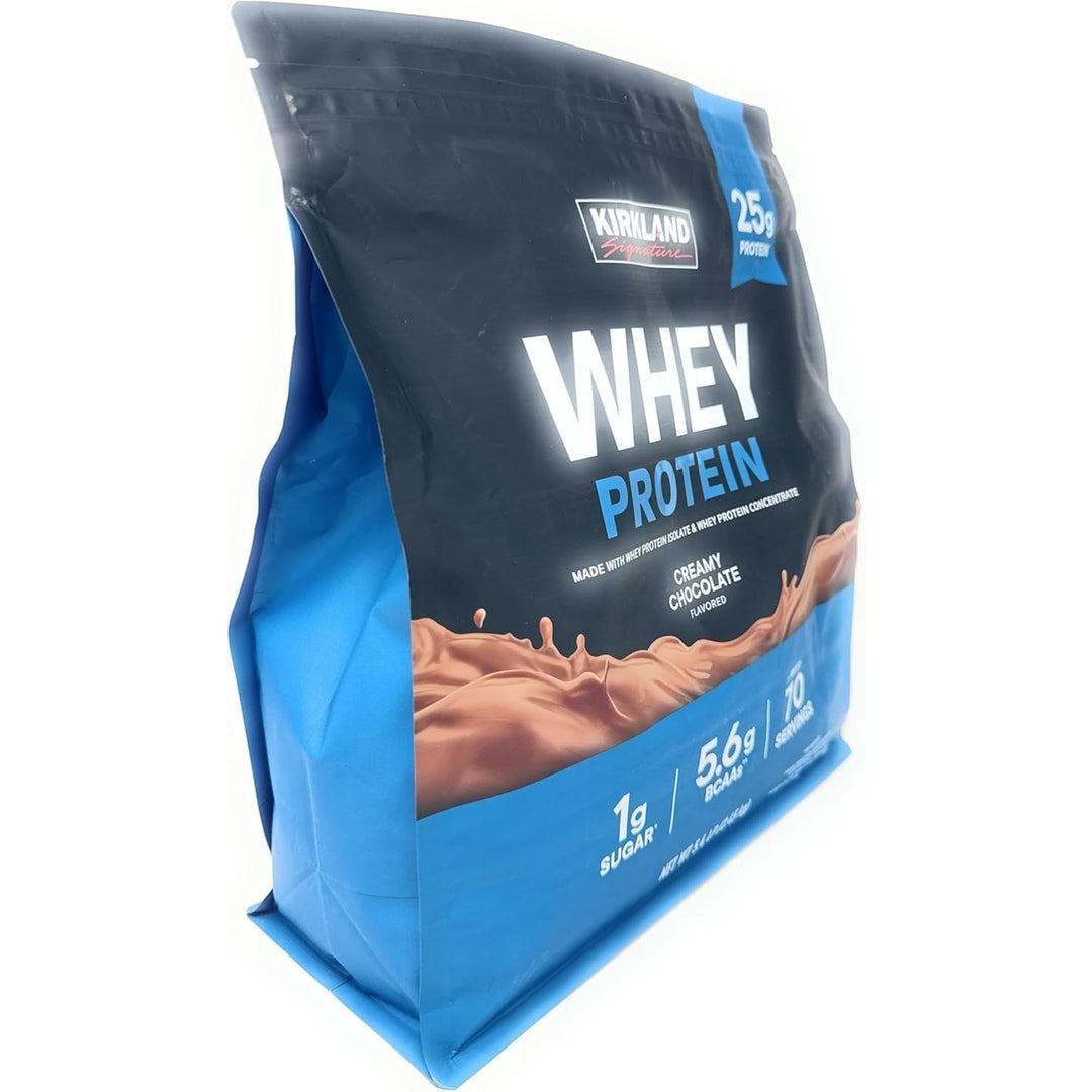 Kirkland Signature 25g Whey Protein Creamy Chocolate (5.4 Pound) Image 3