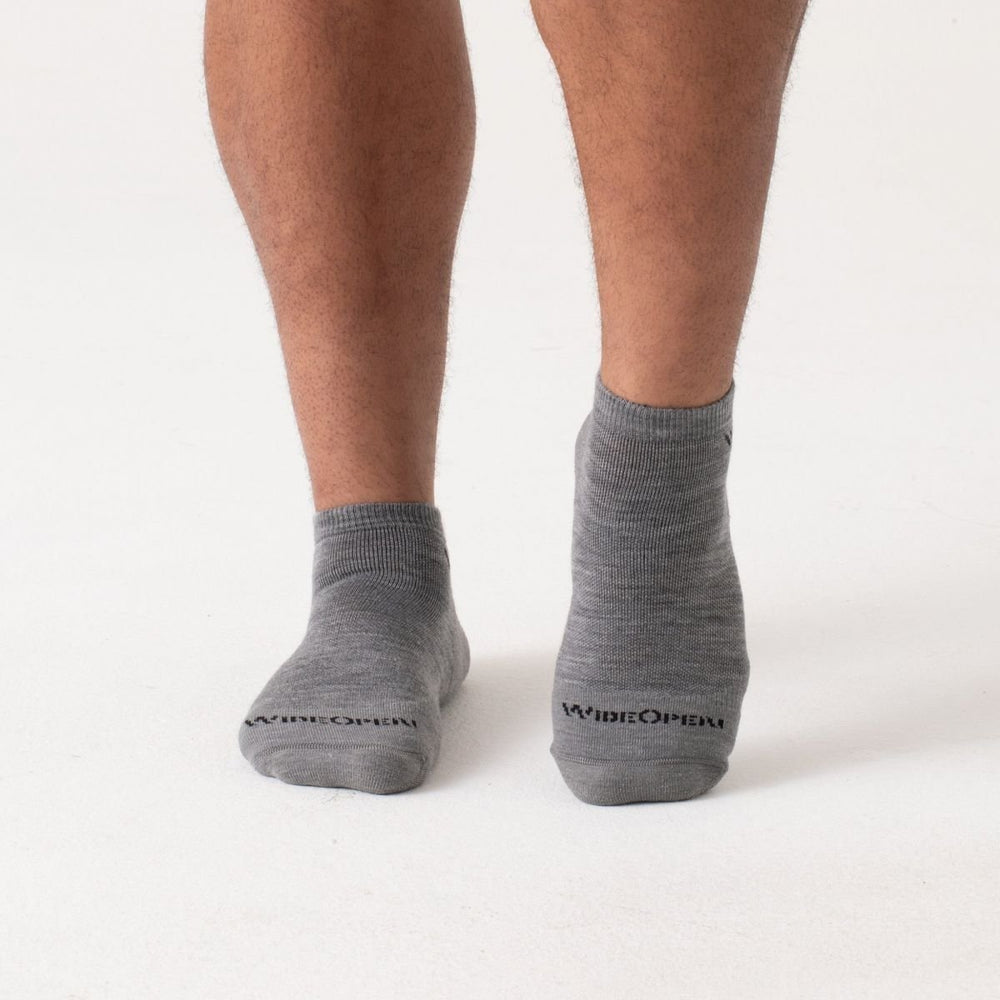 WIDE OPEN SOCKS Mens Solid Cushioned No Show Sock Light Grey - 9000-LIGHT GRAY LIGHT GRAY Image 2