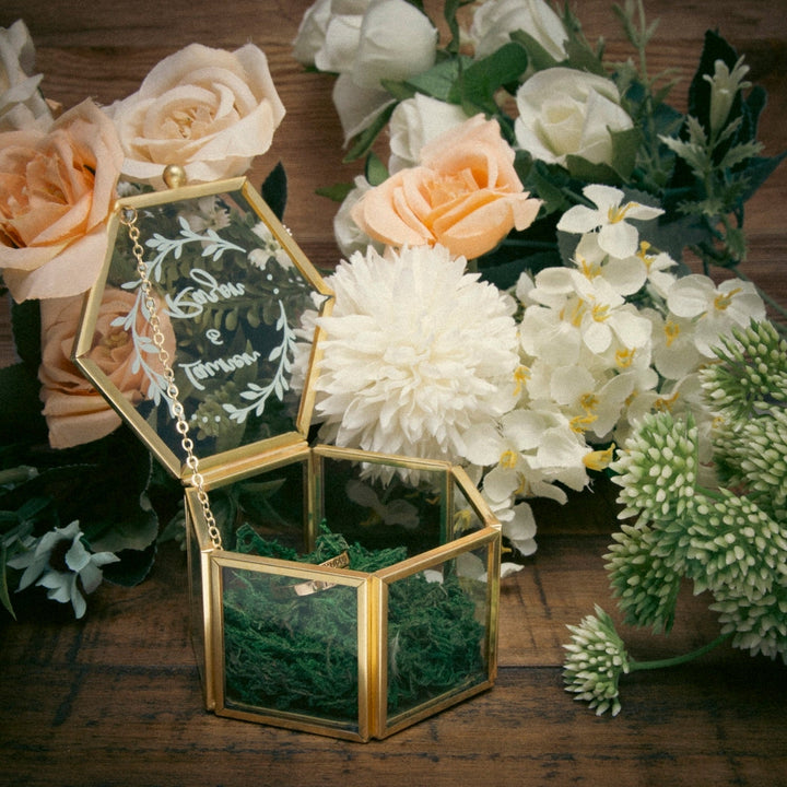 Hexagonal Glass Ring Box 16x15x16cm Decorative Wedding Display with Wooden Hearts Image 4