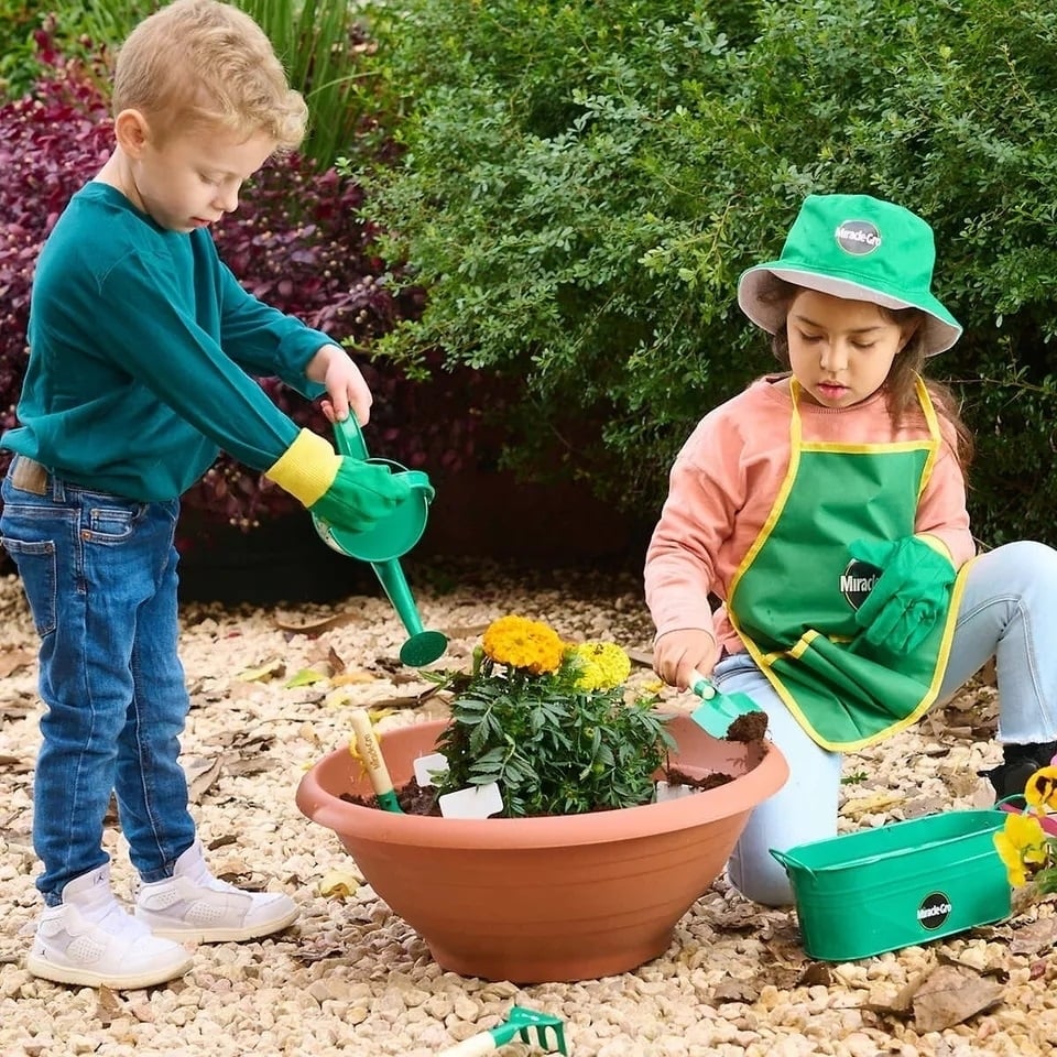 Miracle Gro Kids Garden 23 Piece Tool Set Image 3