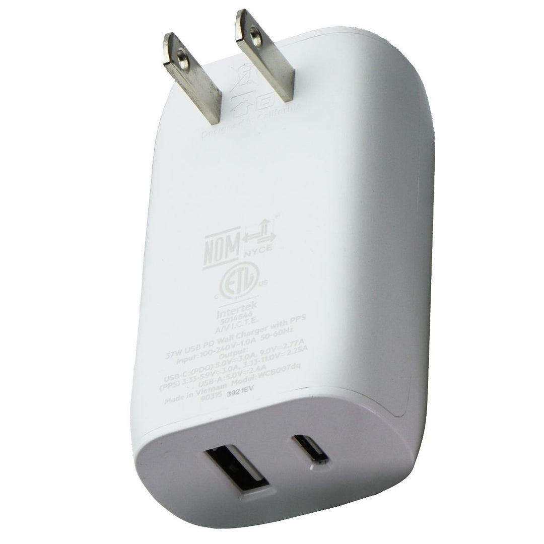 Belkin (37W) Dual Port USB and USB-C Wall Charger - White Image 1