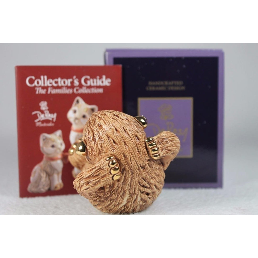 DeRosa Rinconada Family Figurine Baby Otter With Sea Shell F377- In Box Image 4