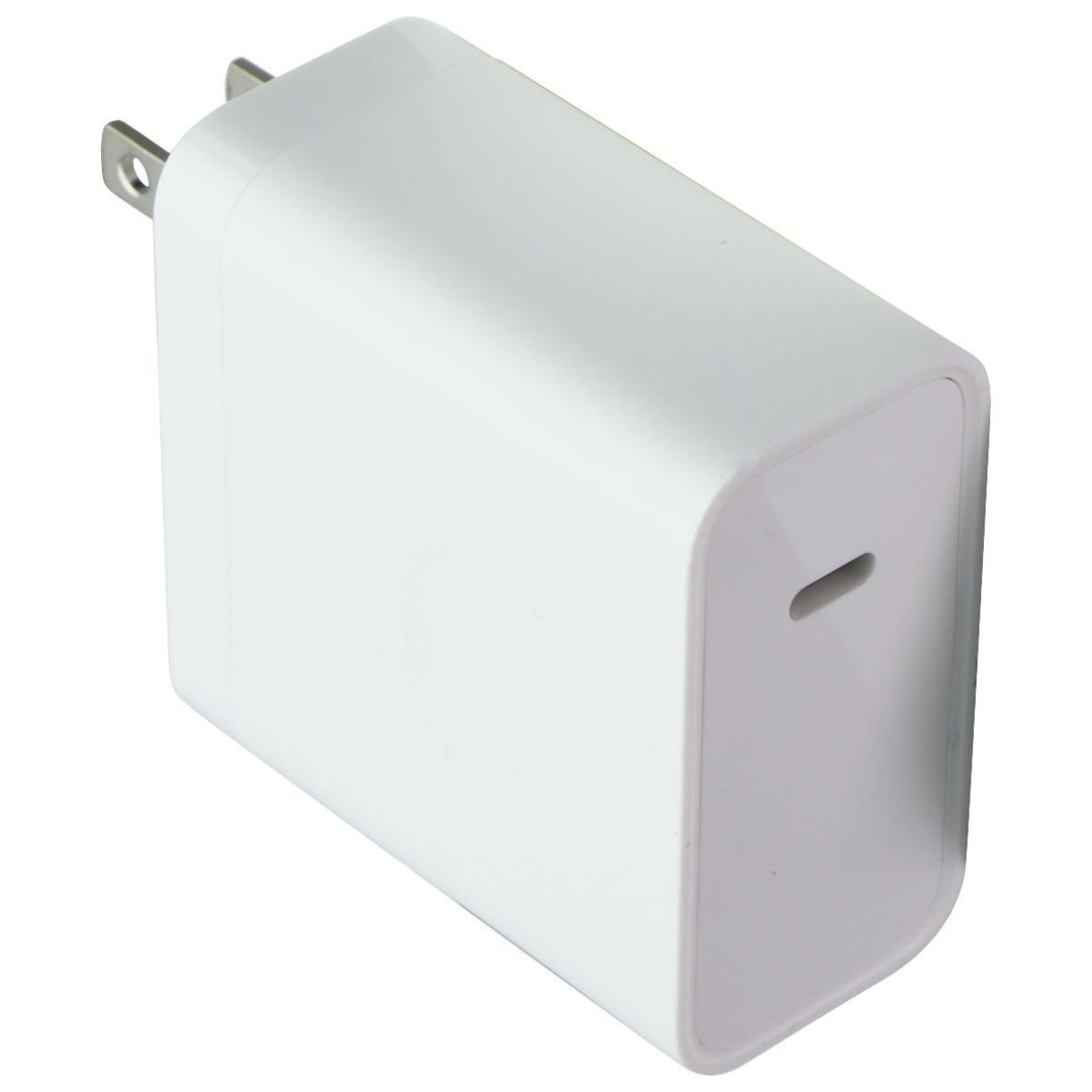 SuperVooc 125W VCK8HAUH 5V/3A USB-C Wall Charger - White Image 1