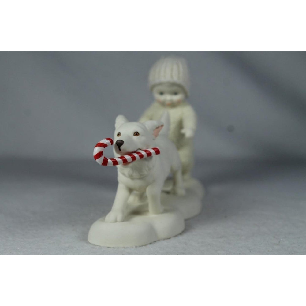 Snowbabies Dept 56 Candy Cane Chase 2024 Figurine 6014143 In Box Image 2