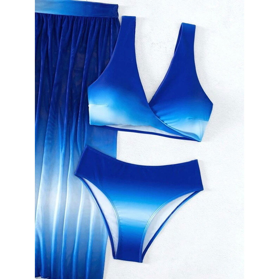 Twisted Gradient Wide Strap Three-Piece Swim Set Image 4