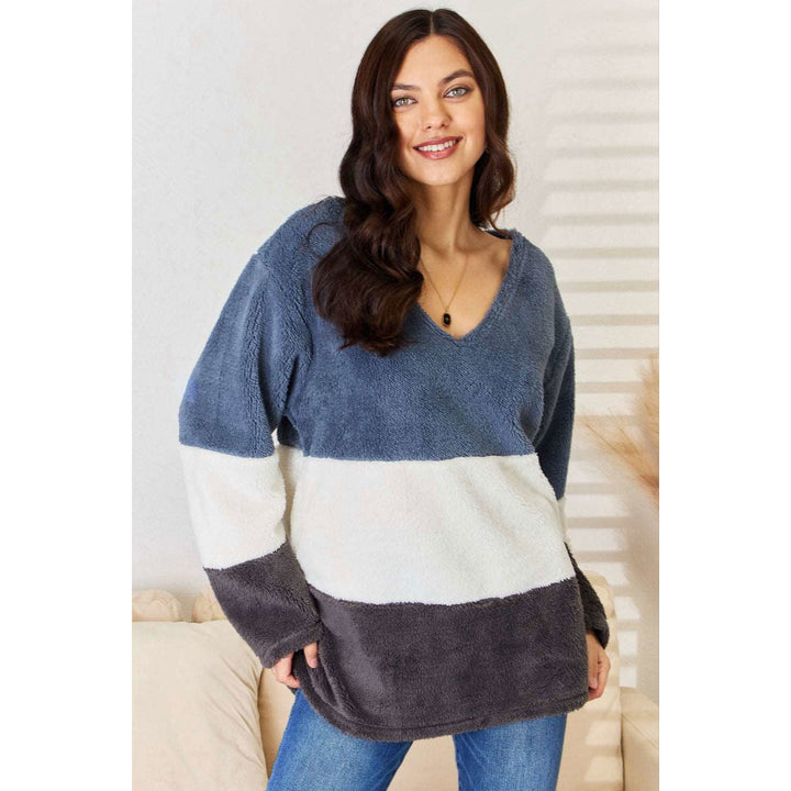 Culture Code Faux faux Color Block V-Neck Sweater Image 1