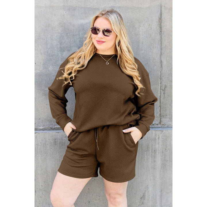 Double full-size textured long-sleeved top and drawstring shorts suit Image 9