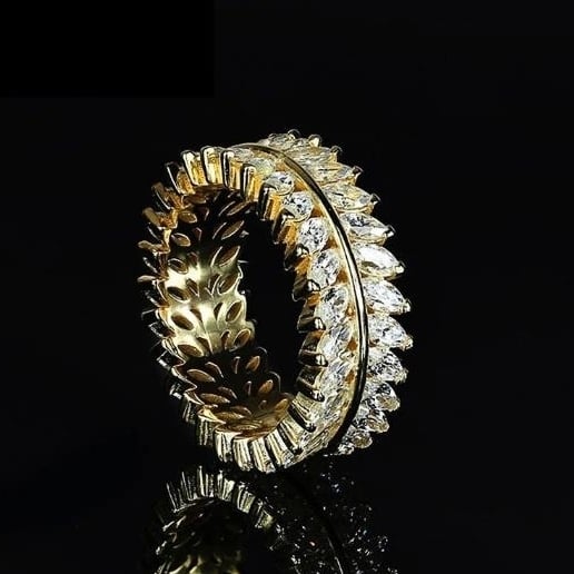 circle ring luxurious and set with temperament willow leaf ring Image 2