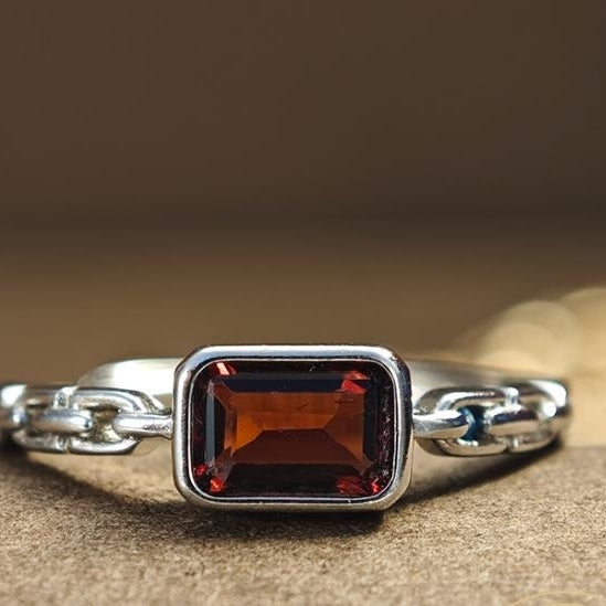 Natural Color Treasure Garnet Ring 925 Pure Silver Ring Image 2