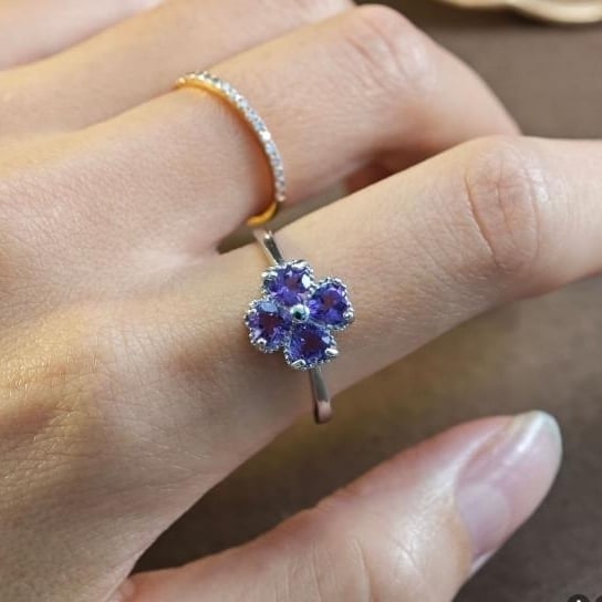 Clover amethyst ring gemstone ring 925 sterling silver ring Image 3