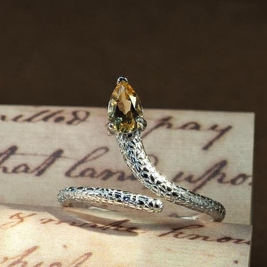 snake ring yellow crystal gemstone 925 silver ring womens high-end feel open design niche light luxury ring Image 2